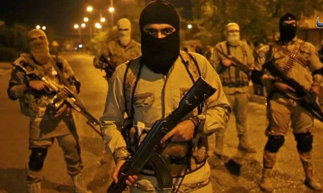 Ο ISIS δημοσίευσε βίντεο με εκτέλεση 2 δικαστικών αντιπροσώπων των ιρακινών εκλογών